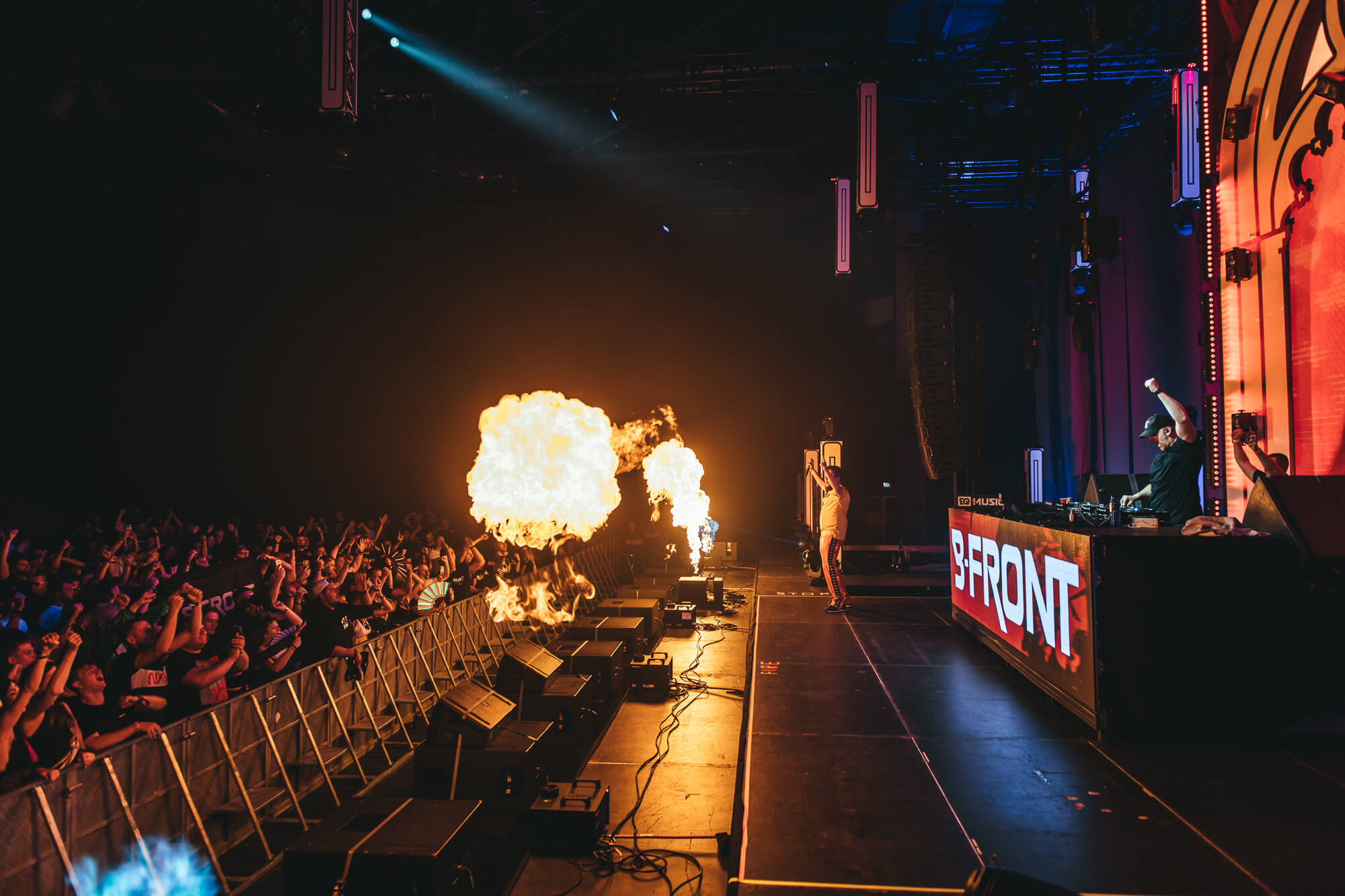 B Front black-sugar 1