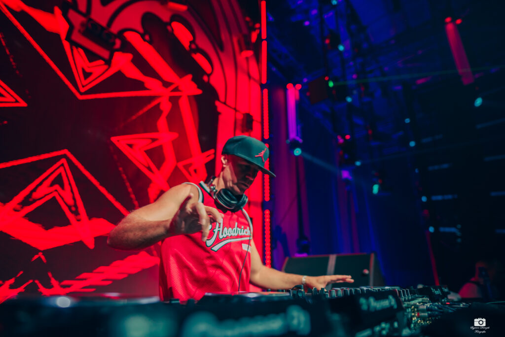 black-sugar ToT Zatox Stage